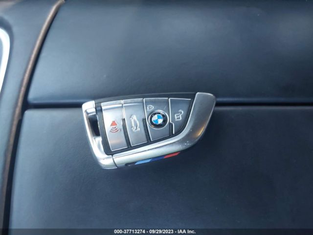 WBA7B0C58GG526763 BMW 7 Series