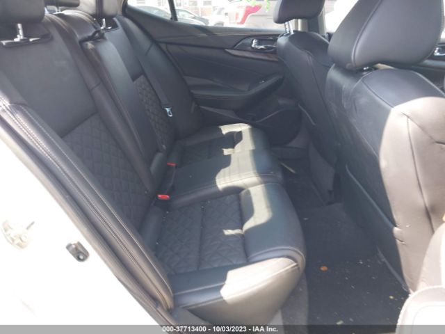 1N4AA6AP9HC387521 Nissan Maxima Platinum