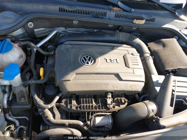 3VWD17AJ1GM300715 Volkswagen Jetta Sedan 1.8t Sport