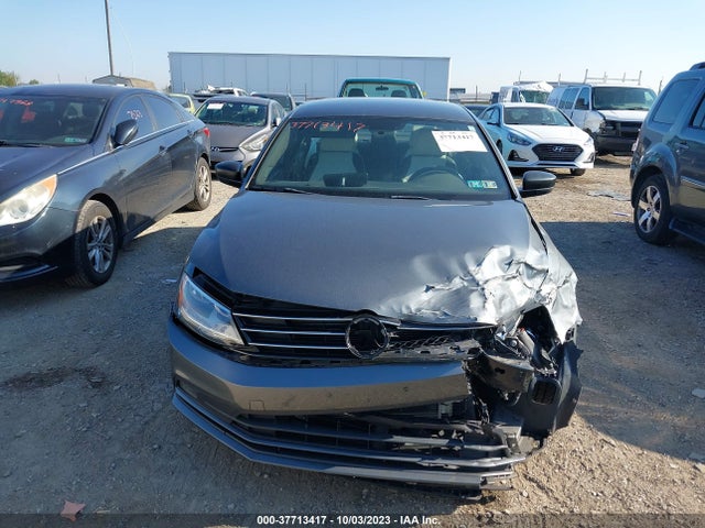 3VWD17AJ1GM300715 Volkswagen Jetta Sedan 1.8t Sport