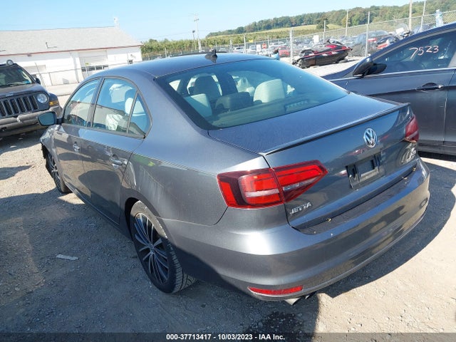 3VWD17AJ1GM300715 Volkswagen Jetta Sedan 1.8t Sport
