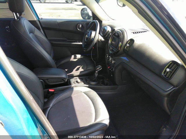 2018 MINI COUNTRYMAN COOPER VIN: WMZYS7C32J3E09275