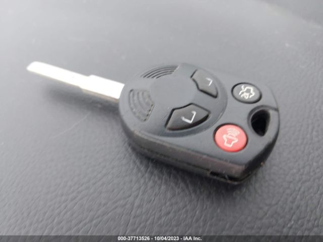 1FADP3F27FL222216 Ford FOCUS SE