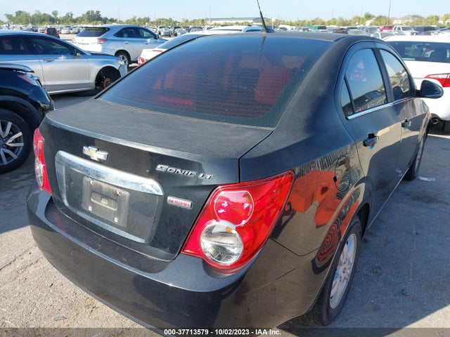 Chevrolet SONIC LT 2014 1G1JC5SB1E4137223 Image 4