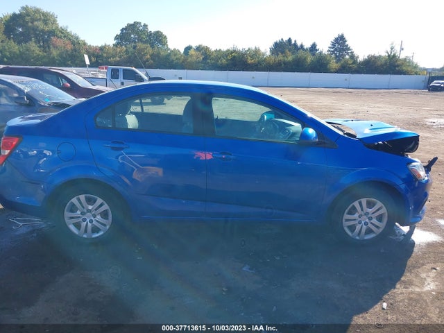 Chevrolet Sonic Ls Auto 2017 1G1JB5SH0H4131666 Image 13