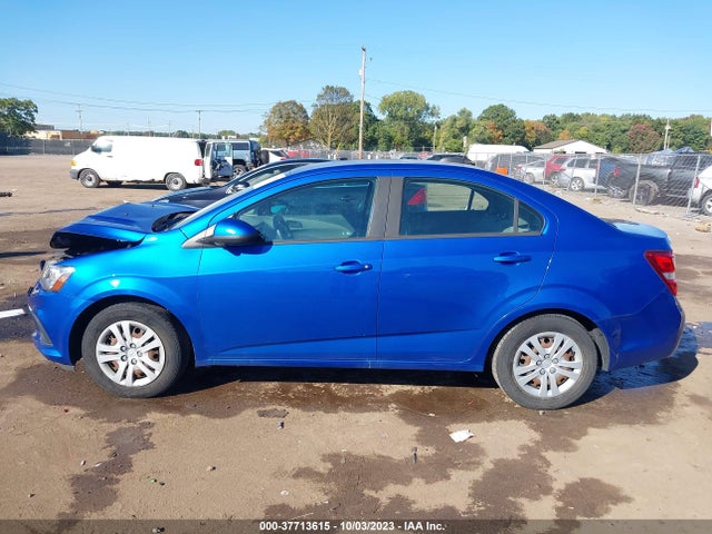 Chevrolet Sonic Ls Auto 2017 1G1JB5SH0H4131666 Image 14