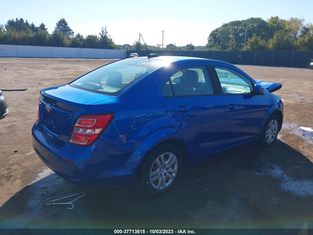 Chevrolet Sonic Ls Auto 2017 1G1JB5SH0H4131666 Image 4