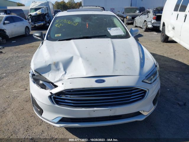 3FA6P0CD8KR139743 Ford FUSION SEL