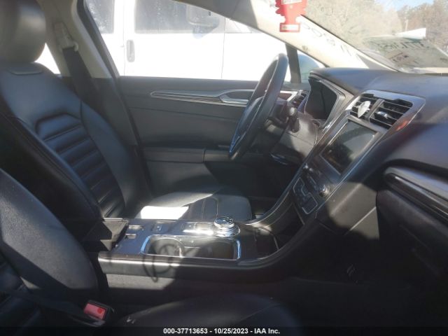 3FA6P0CD8KR139743 Ford FUSION SEL