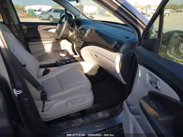 5FNYF6H69NB051678 Honda Pilot Touring 7-passenger