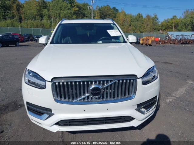 YV4H60CZ8N1847228 Volvo Xc90 Recharge Inscription Expression