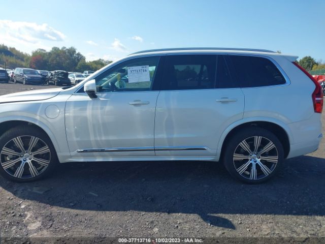 YV4H60CZ8N1847228 Volvo Xc90 Recharge Inscription Expression
