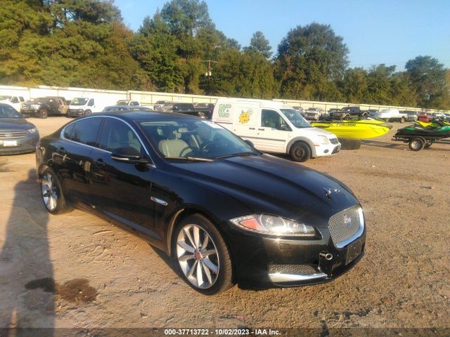 2014 JAGUAR XF SAJWJ0EF7E8U18876 Photo 0