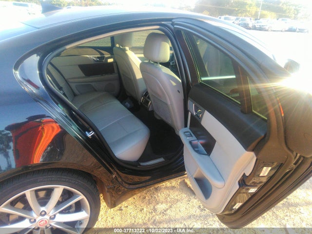 2014 JAGUAR XF SAJWJ0EF7E8U18876 Photo 7