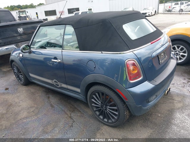 2010 MINI COOPER CONVERTIBLE WMWMS3C58ATY09442 Photo 2
