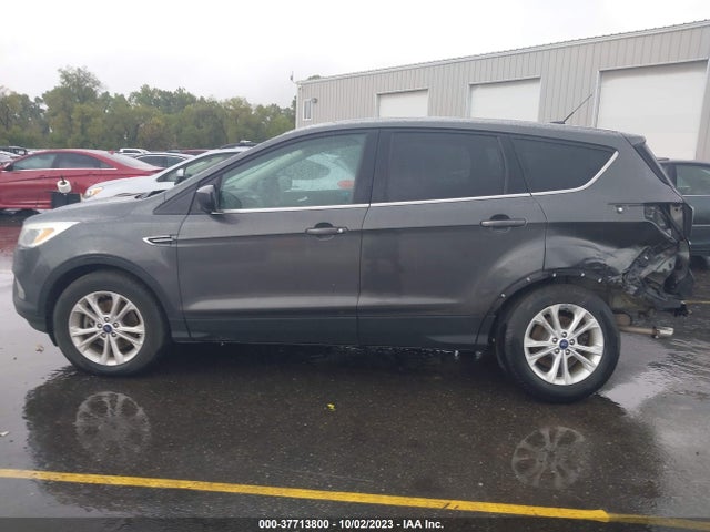 2017 FORD ESCAPE SE VIN: 1FMCU9GD1HUF00652