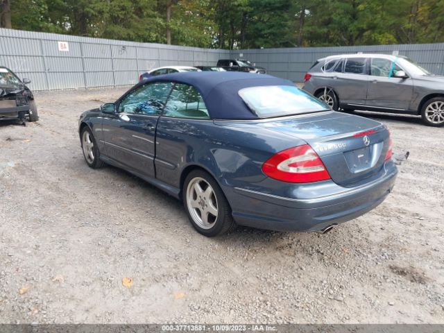 2004 MERCEDES-BENZ CLK-CLASS WDBTK75GX4T017266 Photo 2