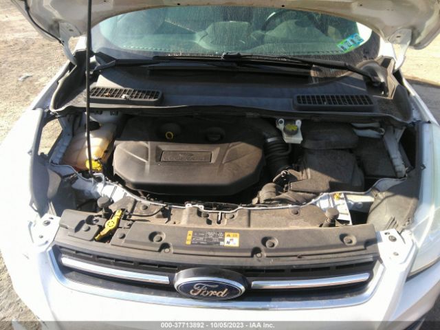 1FMCU9J94FUA86946 Ford Escape Titanium