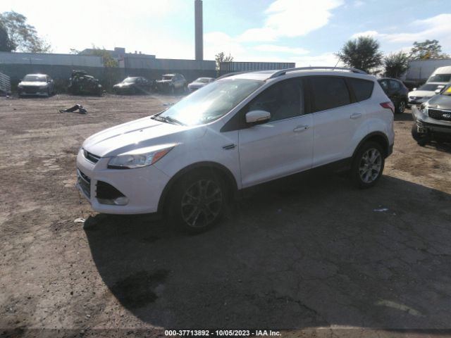 1FMCU9J94FUA86946 Ford Escape Titanium