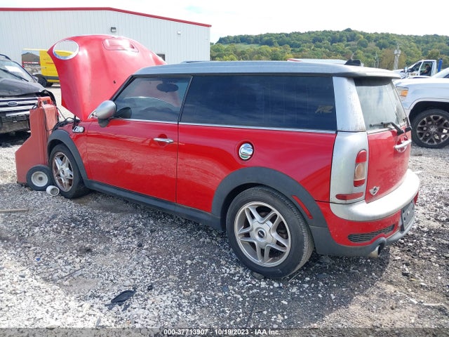 2010 MINI COOPER CLUBMAN WMWMM3C54ATP94321 Photo 2