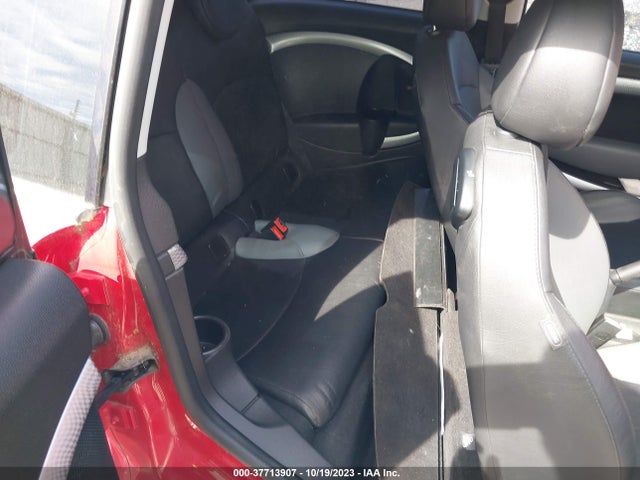 2010 MINI COOPER CLUBMAN WMWMM3C54ATP94321 Photo 7