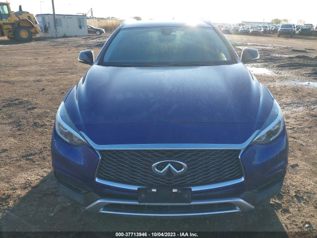 SJKCH5CR3HA037138 Infiniti Qx30 Luxury