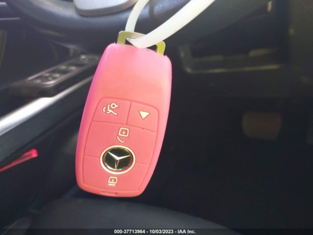 W1N4M4GBXLW028354 Mercedes-Benz Glb Glb 250