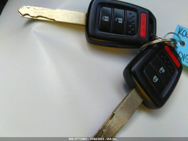 Honda FIT LX 2015 3HGGK5H5XFM707197 Image 3