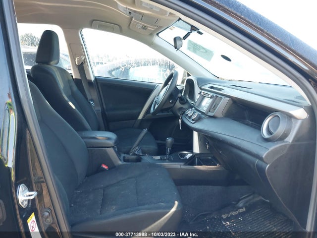 Toyota RAV4 LE 2016 2T3BFREV9GW414464 Image 5