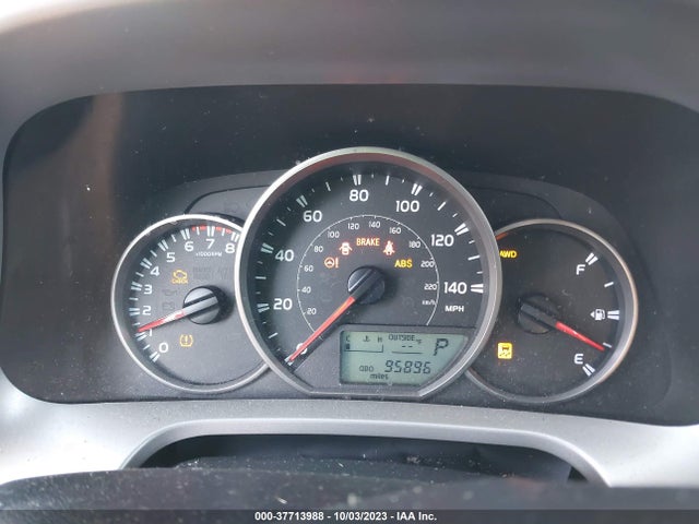 Toyota RAV4 LE 2016 2T3BFREV9GW414464 Image 7