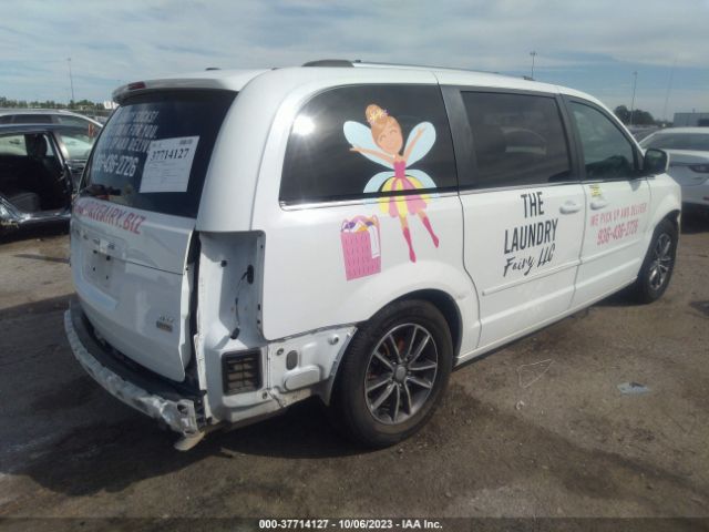 2C4RDGCG6HR700541 Dodge Grand Caravan Sxt
