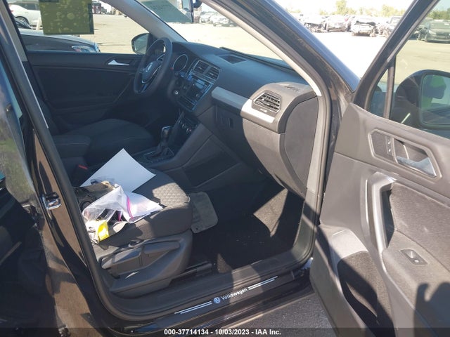 3VV1B7AX2MM118395 Volkswagen TIGUAN S