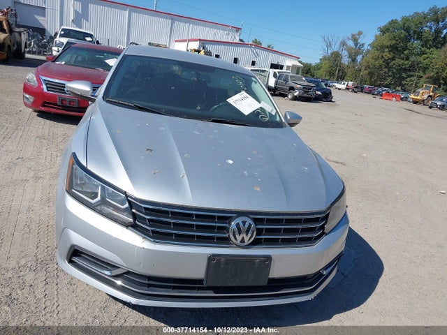 1VWAT7A38HC078448 Volkswagen Passat 1.8t S