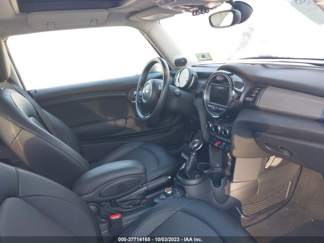 2018 MINI HARDTOP WMWXP5C58J2G62946 Photo 4