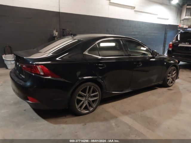 NY76926 Lexus IS 300