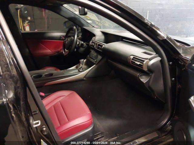NY76926 Lexus IS 300