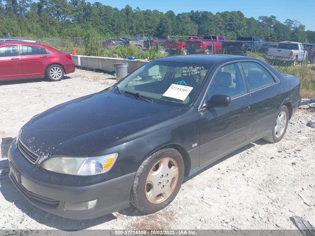 2000 LEXUS ES 300 VIN: JT8BF28G7Y5100856