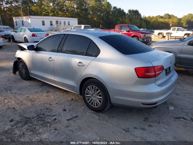 3VW2K7AJ8FM314064 Volkswagen Jetta Sedan 2.0l S