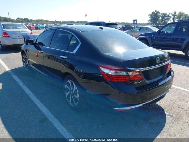 2017 HONDA ACCORD SEDAN EX-L VIN: 1HGCR2F80HA285902