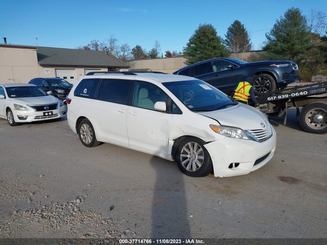 2015 TOYOTA SIENNA LE 7 PASSENGER VIN: 5TDJK3DC5FS097917
