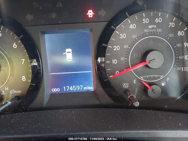 2015 TOYOTA SIENNA LE 7 PASSENGER VIN: 5TDJK3DC5FS097917