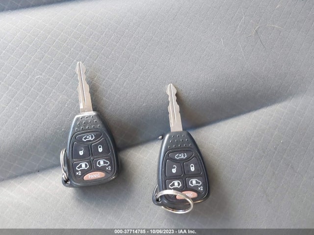 2007 CHRYSLER TOWN & COUNTRY LWB TOURING VIN: 2A4GP54L07R310820