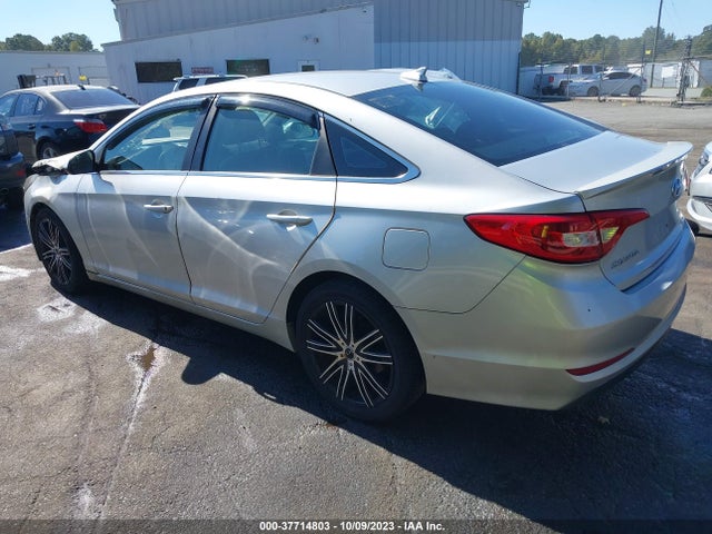 Hyundai Sonata 2.4l Se 2015 5NPE24AF5FH244247 Image 3