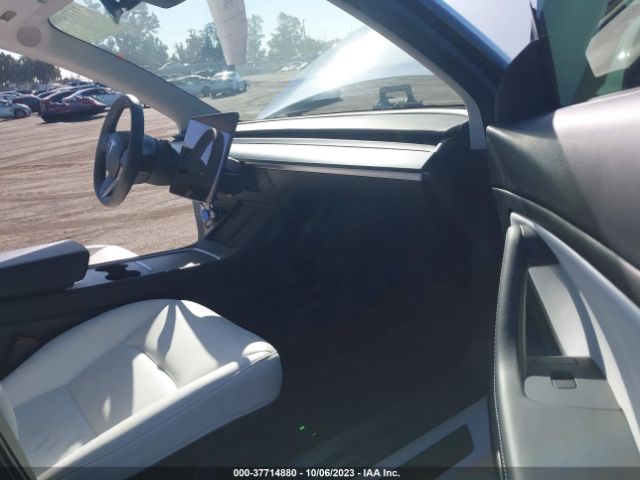 5YJ3E1EB2MF936109 Tesla Model 3 Long Range