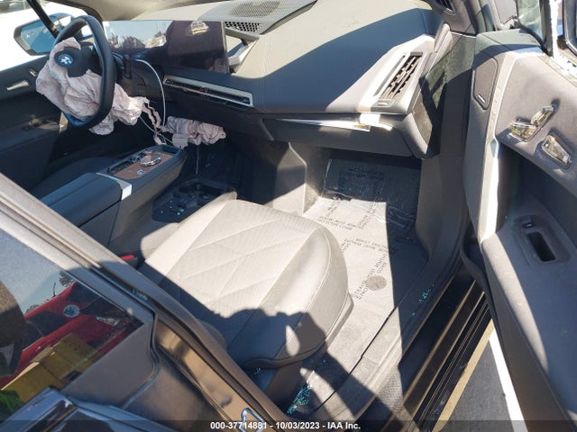 2023 BMW iX, VIN: WB523CF01PCM11680