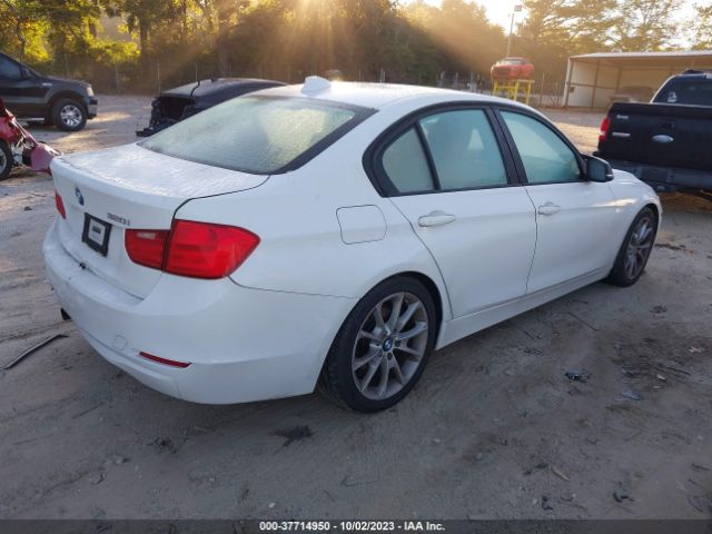 WBA3B1G50ENS80587 BMW 3 Series 320i