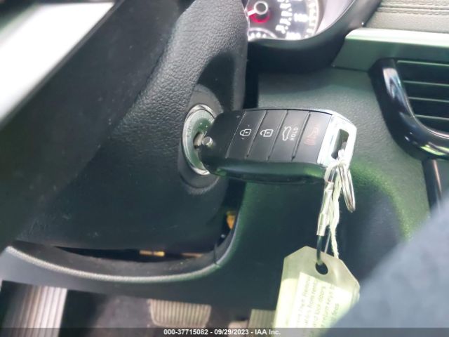 5XXGT4L35LG423999 KIA Optima Lx