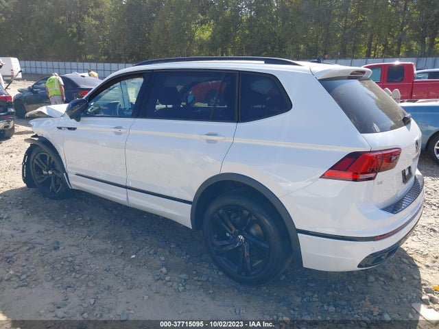 3VVCB7AX4PM124955 Volkswagen Tiguan 2.0t Se R-line Black