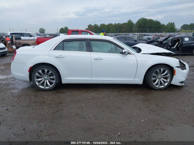 Chrysler 300 Touring 2019 2C3CCAAG3KH682963 Image 13