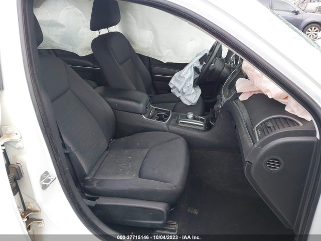 2019 CHRYSLER 300 TOURING VIN: 2C3CCAAG3KH682963